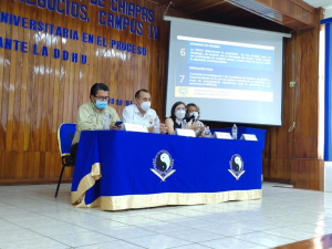 Imparten conversatorio &quot;Normatividad universitaria en el proceso de quejas ante la DDHU: intervención y facultades de las unidades académicas.&quot;