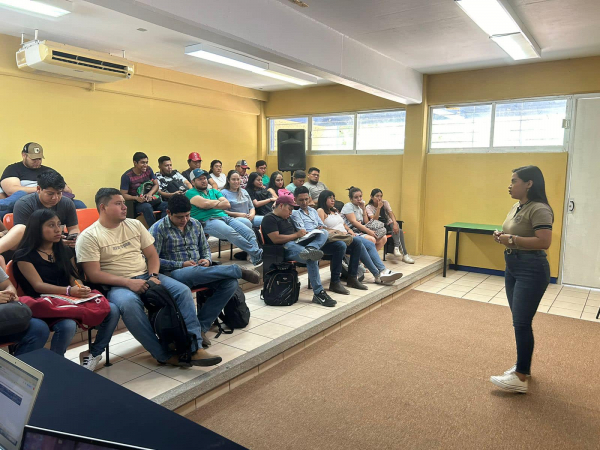 Se llevó a cabo el curso: “Prevención de la violencia en el noviazgo” en la Facultad de Medicina Veterinaria y Zootecnia C-II