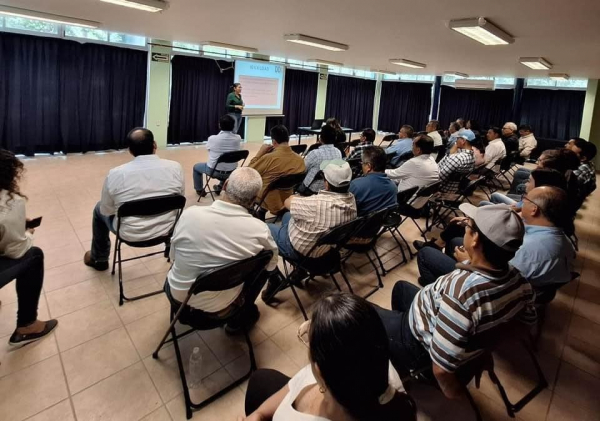 Se llevó a cabo el taller &quot;Igualdad en Espacios Laborales&quot; en la Sala Héctor Saucedo, de la Facultad de Ciencias Agronómicas C-V