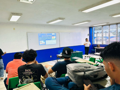 Se llevó a cabo la plática "Perspectiva de Género en la Universidad" en la Facultad de Negocios y Escuela de Humanidades CIV