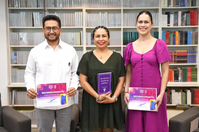 Presentación del libro: &quot;Revolución armada de palabras”, de la autoría de Patricia de los Santos Chandomí.