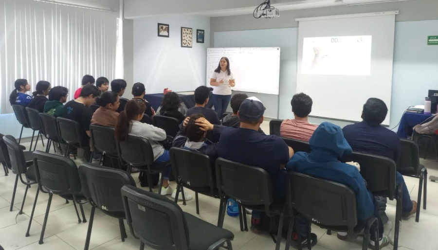 La Defensoría de los Derechos Humanos y Universitarios llevó a cabo el taller: Radar Universitario, convivencia real, redes seguras y derechos universitarios